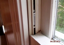 common-window-defect-counterbalance-springs-are-loose-permitting-the-window-to-fall-shut